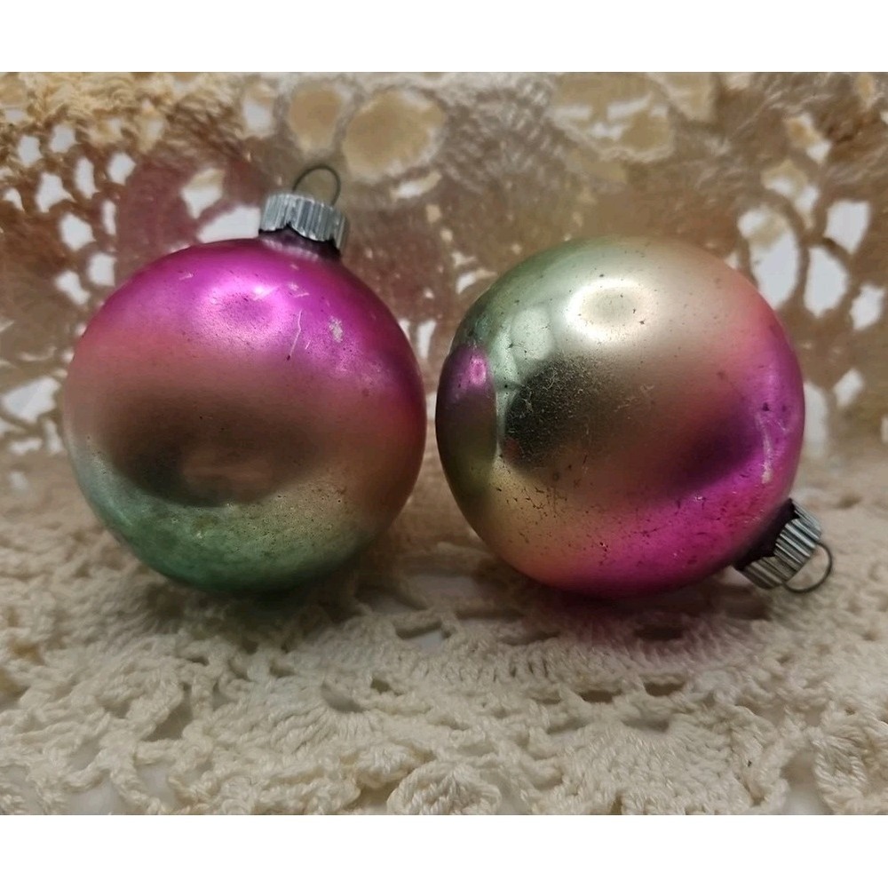 Lot Of 2 Vintage‎ Shiny Brite Christmas Ornaments  (139)
